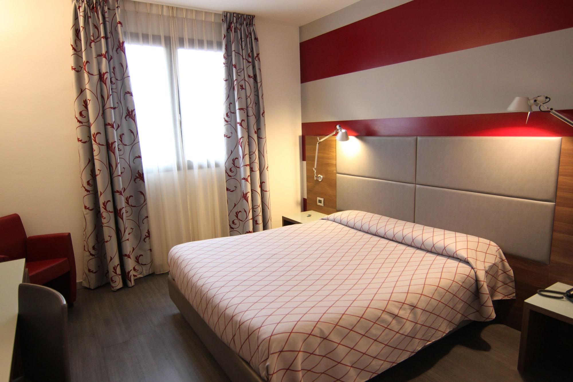Hotel Del Parco Vigevano Extérieur photo