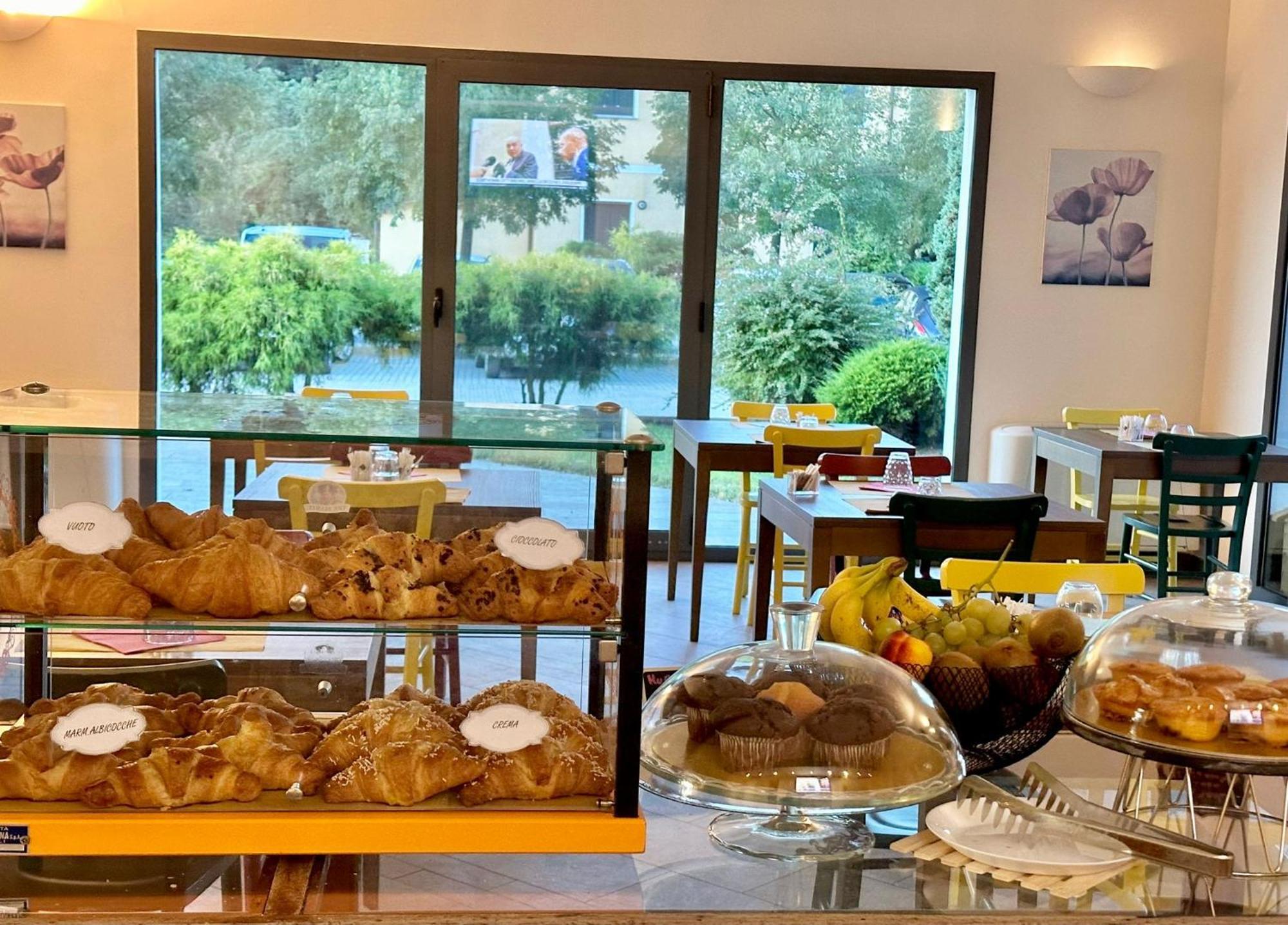 Hotel Del Parco Vigevano Extérieur photo