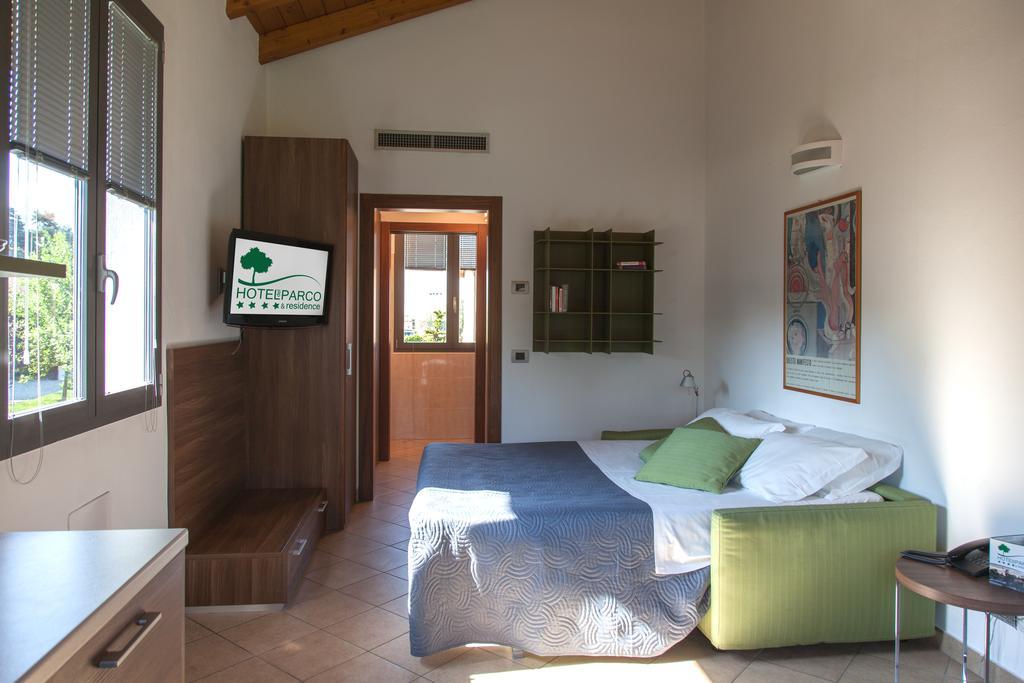 Hotel Del Parco Vigevano Extérieur photo